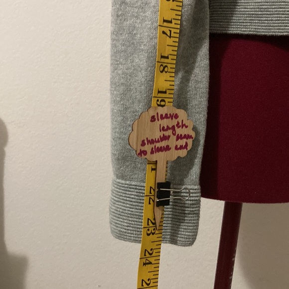 Banana Republic full zipper long sleeves gray long sleeves sweater 100% cotton - Picture 3 of 10